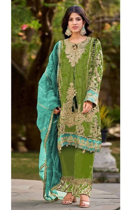 Bilqis B 142 I To L Organza Wholesale Pakistani Salwar Suit Suppliers In Mumbai
